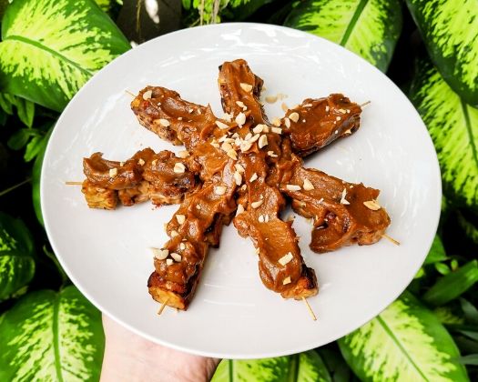 tempeh satay skewers