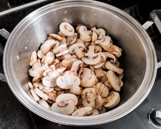 vegan creamy mushroom soup gluten-free plant-based easy quick 30 minutes